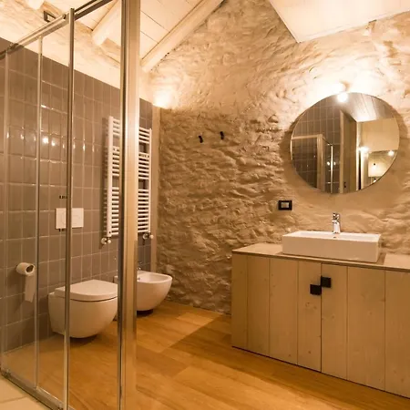 Saccomani * ソンマカンパーニャ