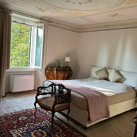 Saccomani ソンマカンパーニャ