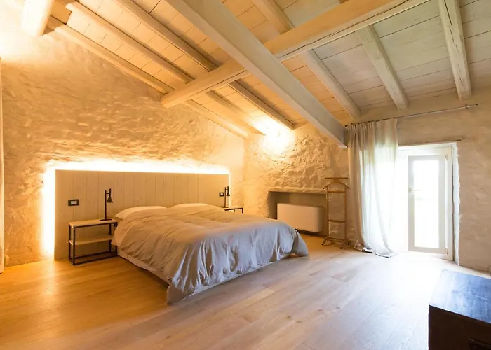 Saccomani Bed & Breakfast *